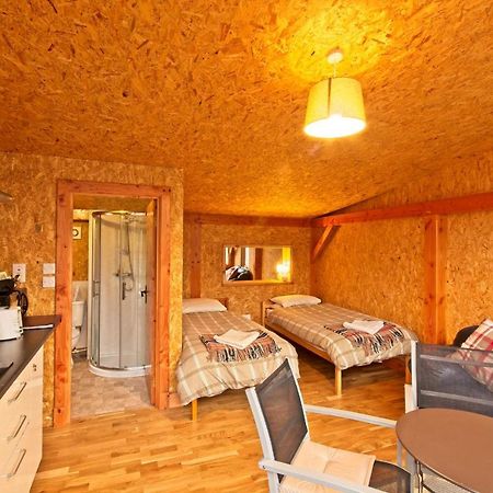 Вілла Caledonian Glamping Cannich Екстер'єр фото
